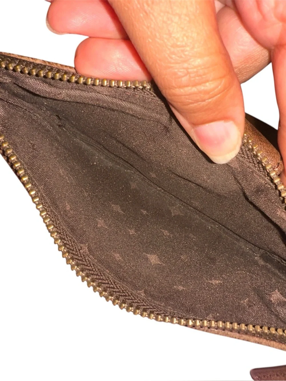 Fossil Emory Clutch Leather Wallet June 2012 SL 2931